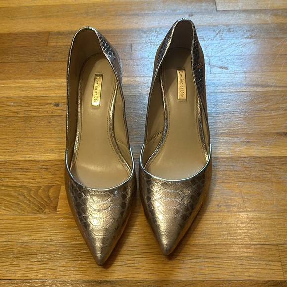 Louise et Cie | Women’s pointed toe, short heels - Picture 2 of 16